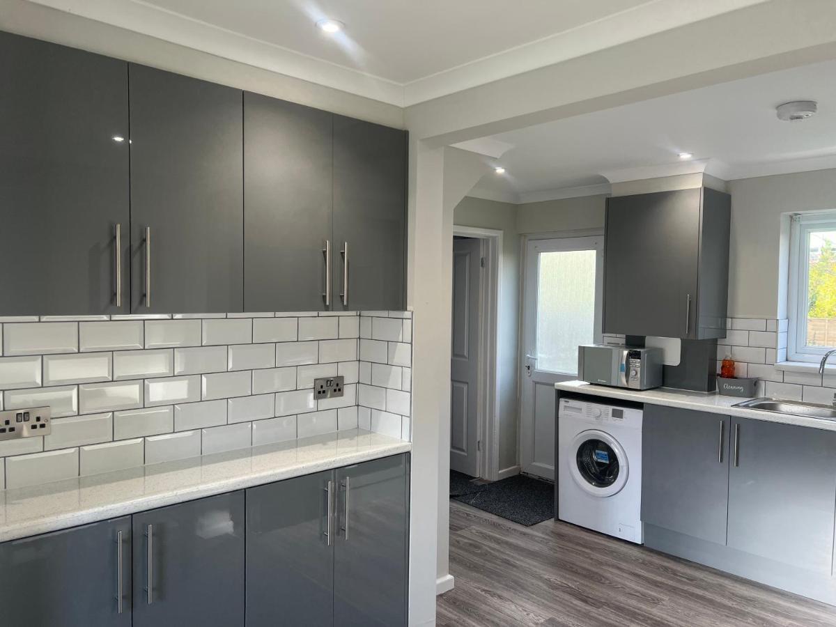 The Coral Southampton, Family Rooms, Suitable For Contractors Guest house Southampton