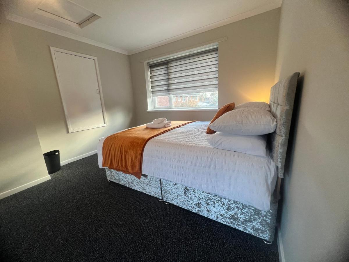 The Coral Southampton, Family Rooms, Suitable For Contractors * Southampton