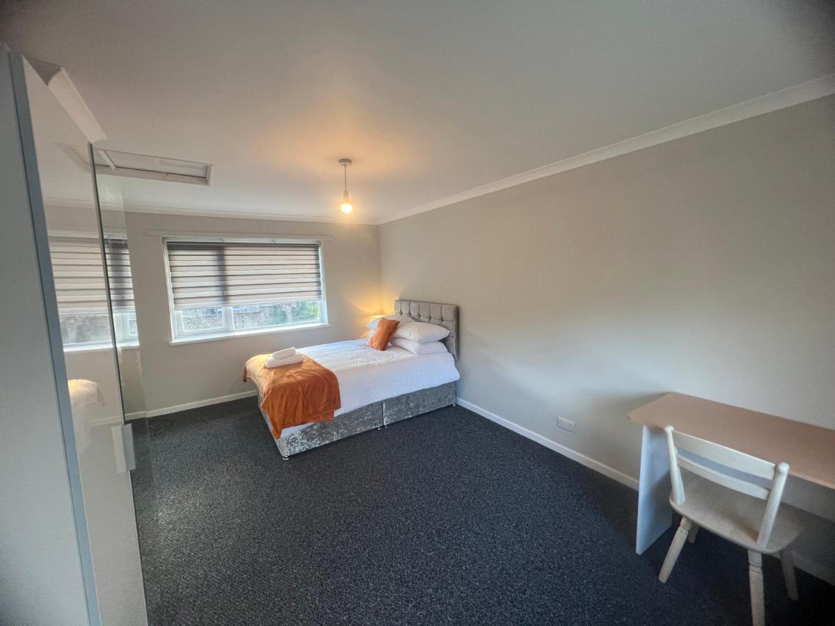 The Coral Southampton, Family Rooms, Suitable For Contractors Southampton