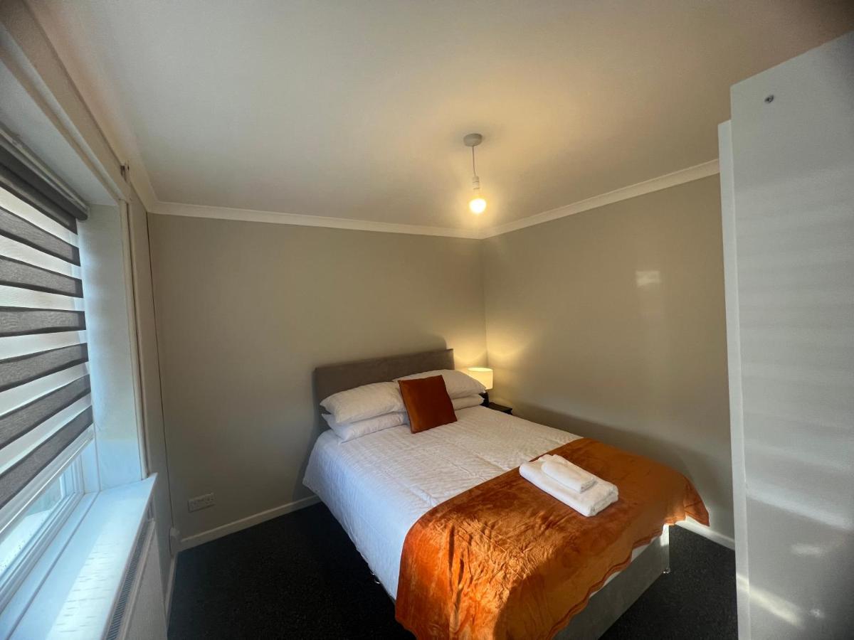 The Coral Southampton, Family Rooms, Suitable For Contractors Guest house