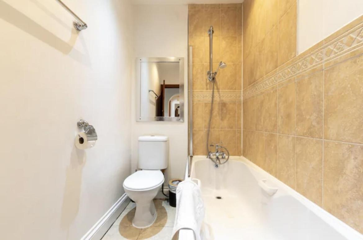 Metropolitan - 2 Bed, Private Parking Apartment, Great Commercial From Stay! Southampton