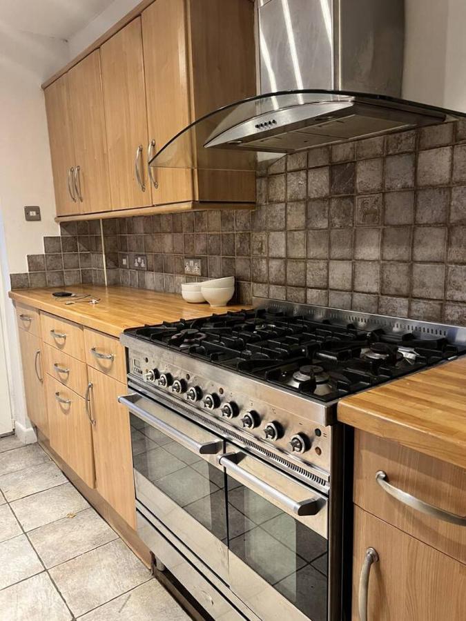 17 Howard Road. Holiday home Southampton