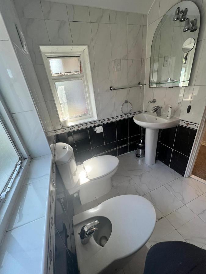 17 Howard Road. Southampton