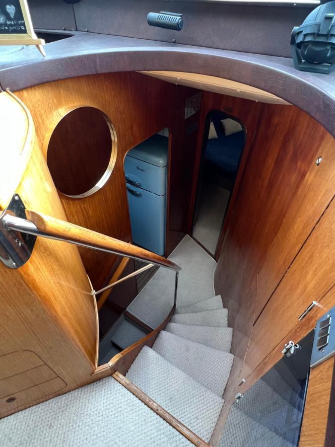 Marina Superyacht: Luxury Harbor Botel