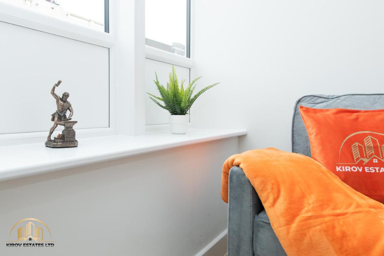 Apartment Hephaestus - The Craftsman Of Town *