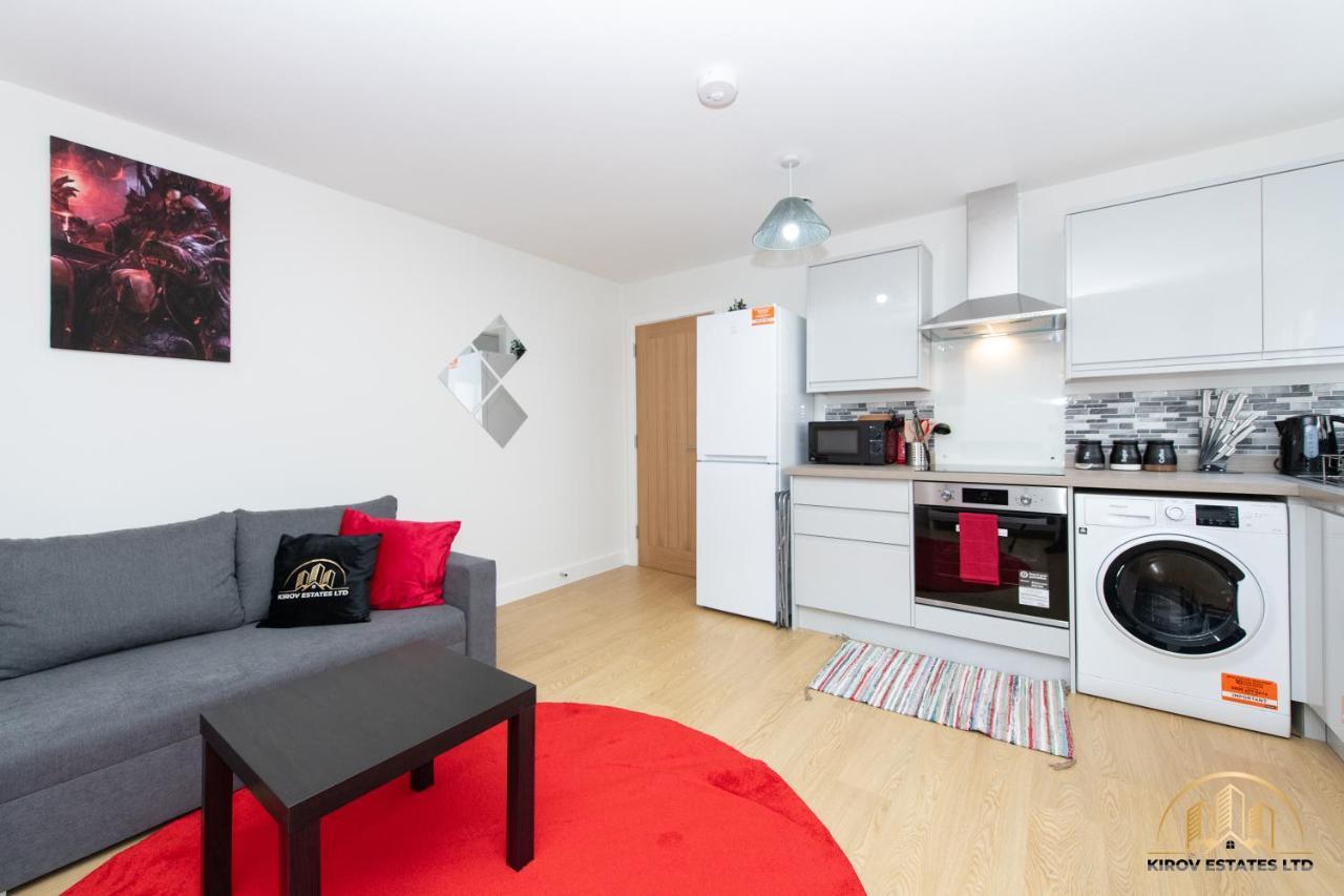 Hades - The Soul Of Town Apartment Southampton