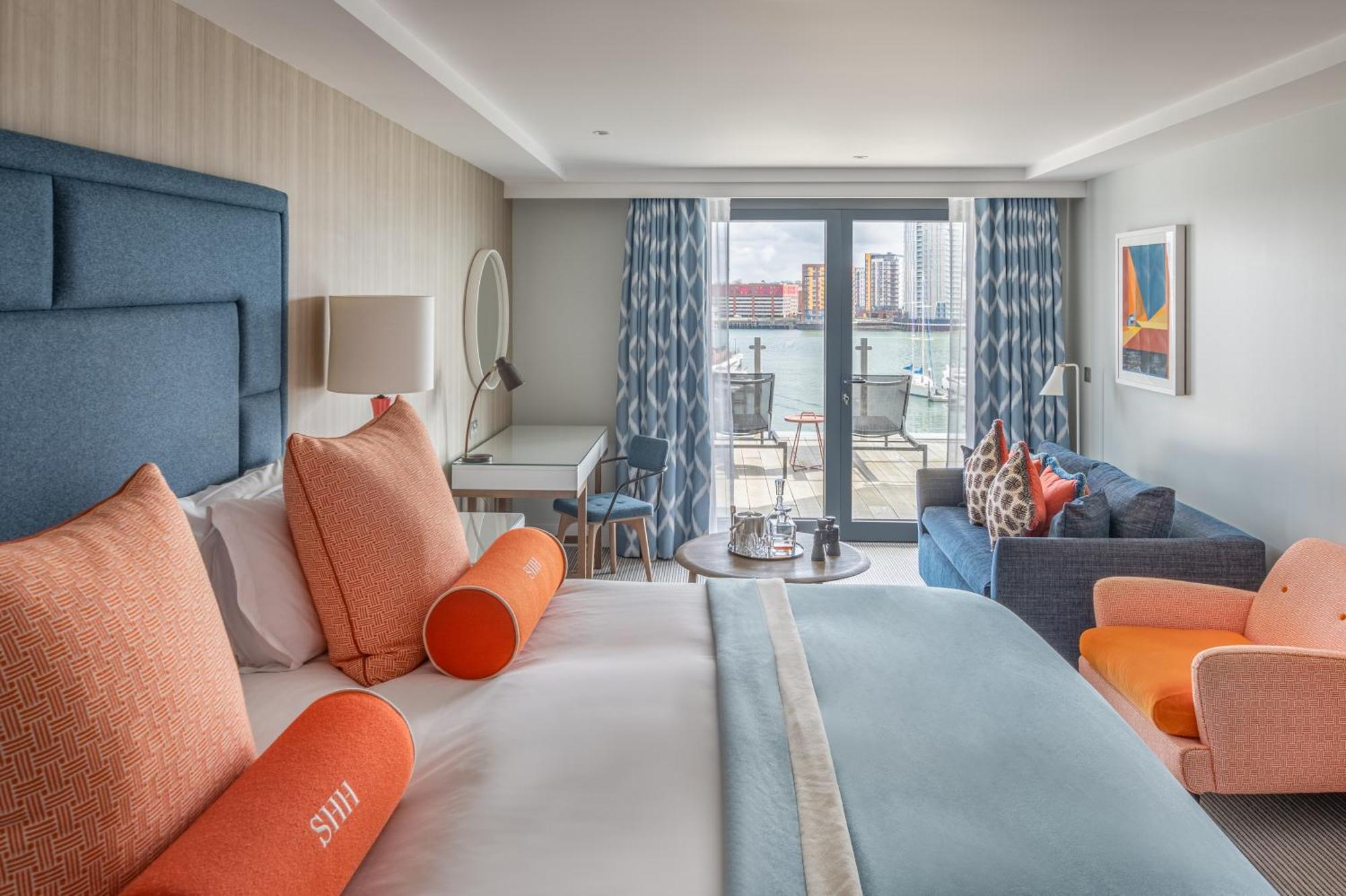 Harbour & Hotel Southampton