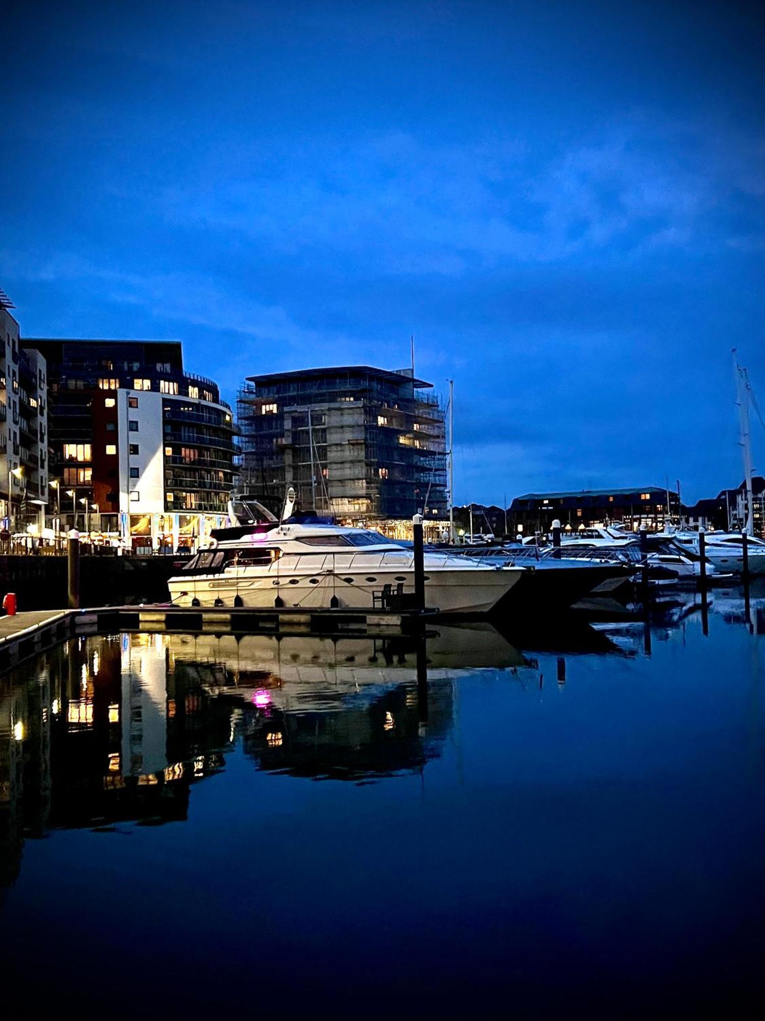 Botel Marina Superyacht: Luxury Harbor