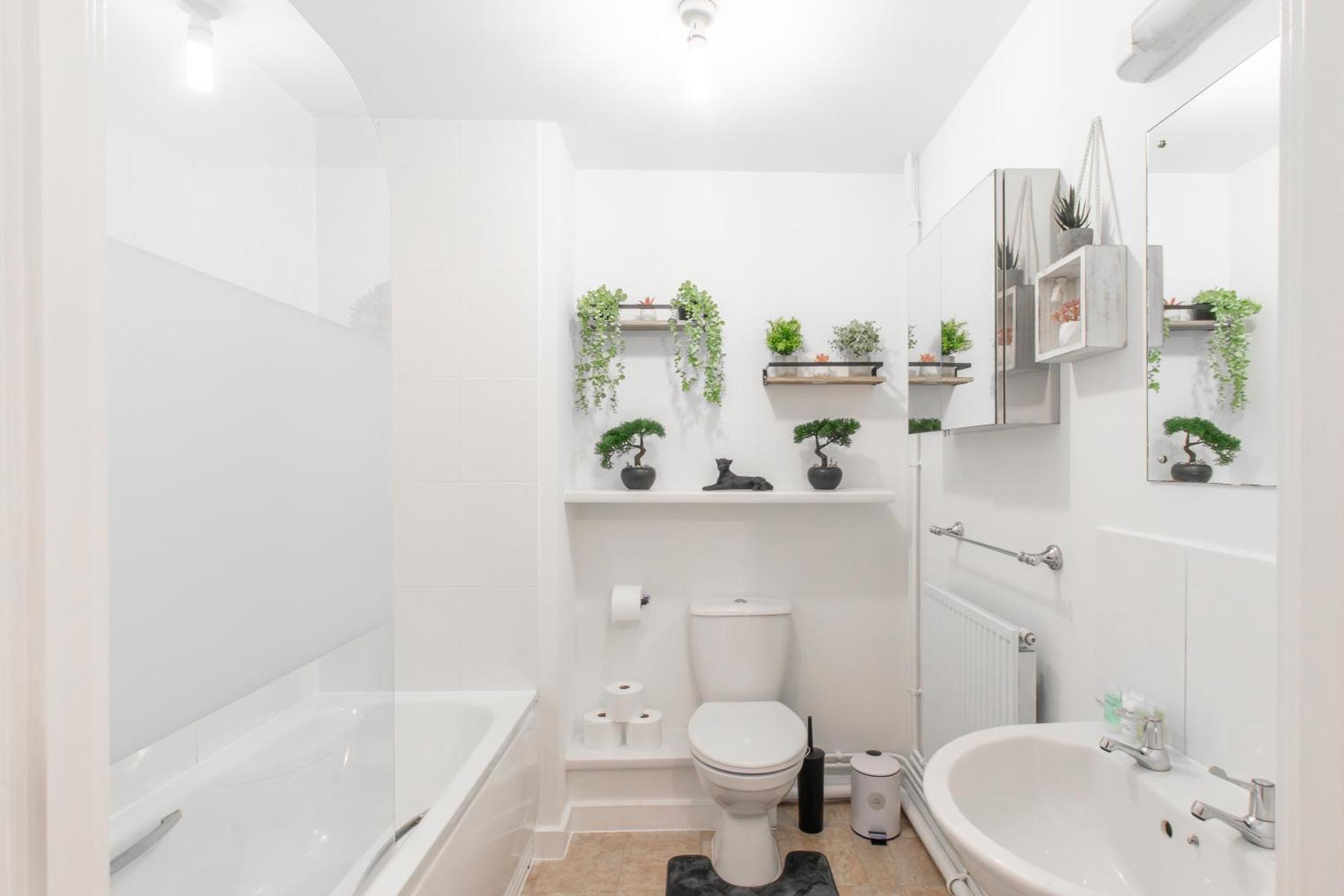 Apartment Open Mind Leisure - Luxury Near Hospital & Underground Free Parking For 2 Vehicles Southampton