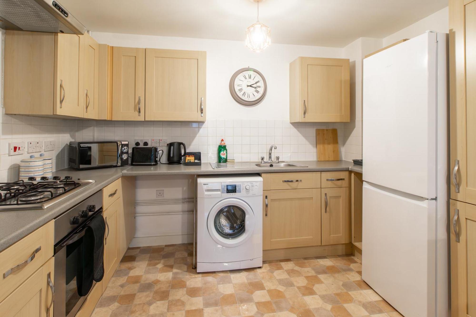 Open Mind Leisure - Luxury Near Hospital & Underground Free Parking For 2 Vehicles