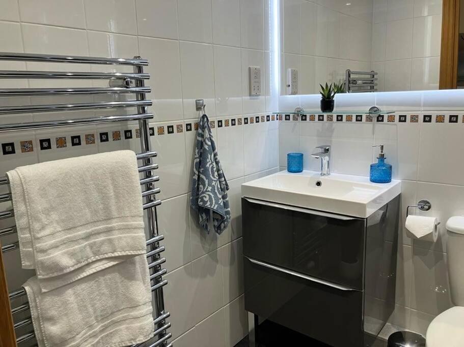 Modern 2bed Flat Near Ocean Village Apartment Southampton
