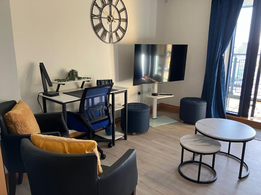 Apartment Modern 2bed Flat Near Ocean Village