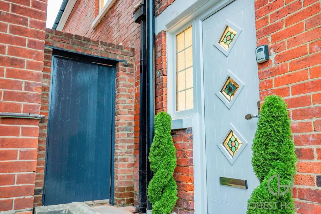 Host & - Broadland House * Southampton