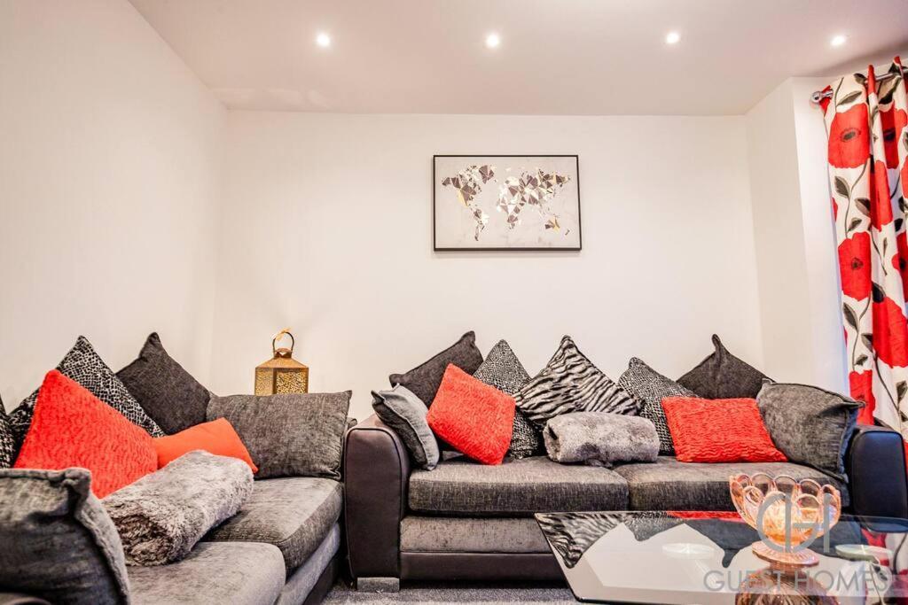 Host & - Broadland House Holiday home