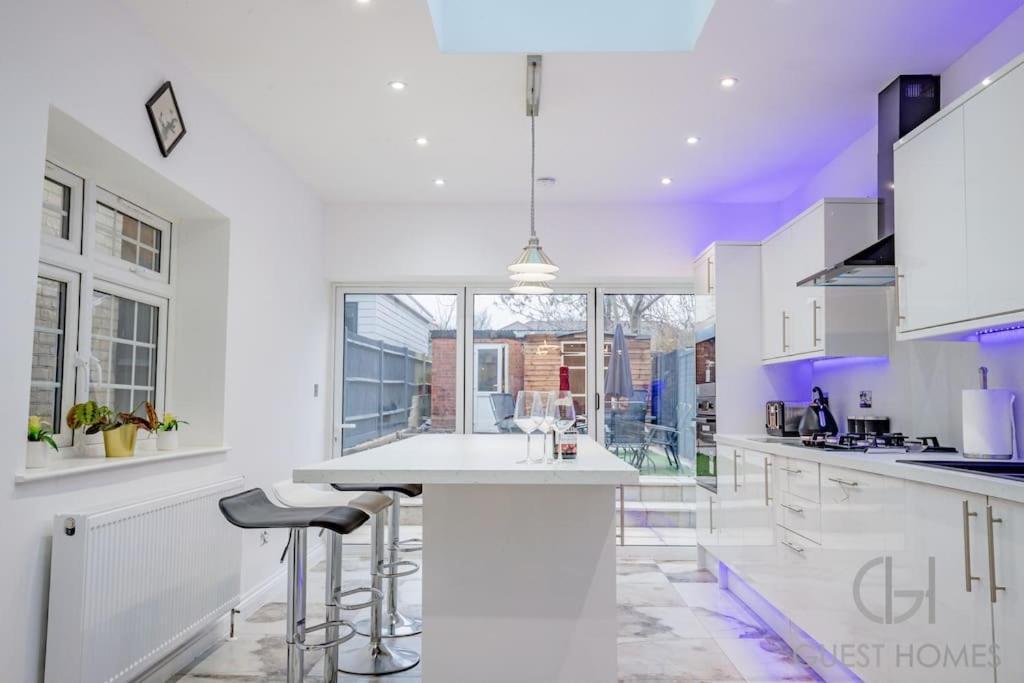 Host & - Broadland House Holiday home Southampton