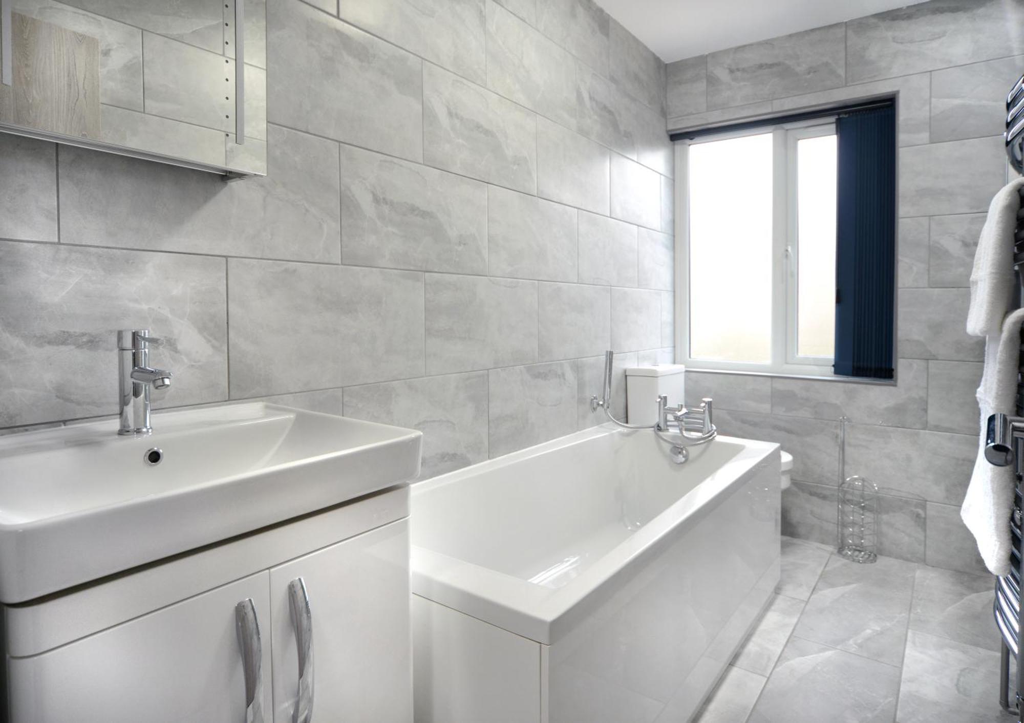 Holiday home Bright 3-Bed Home Ideal Location & Free Parking
