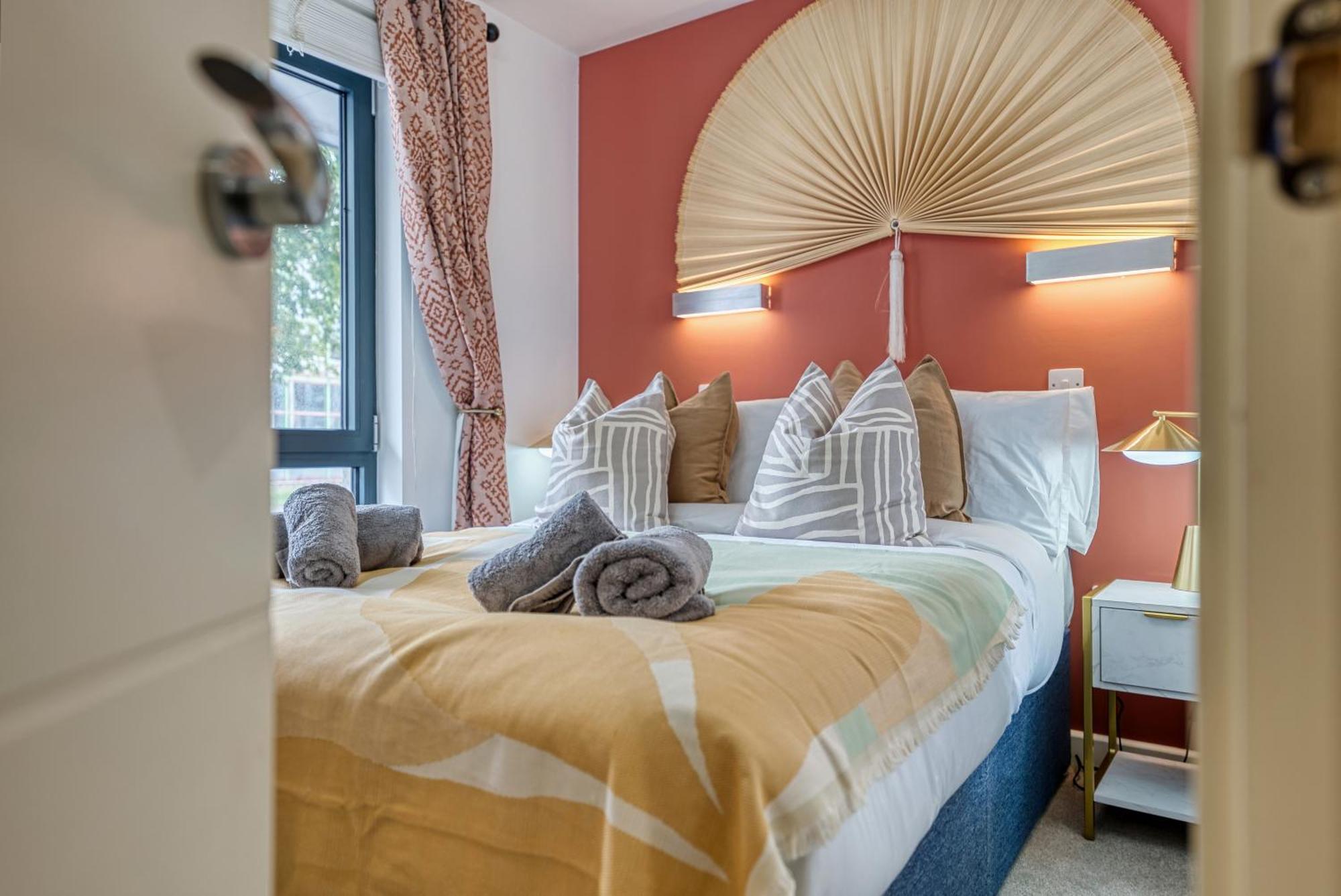 1 Bed Ocean Village Luxury Apartment, Stylish Cosy Location Southampton, Sleeps 4 - Easter Offer! - By Blue Puffin Apartamento Southampton