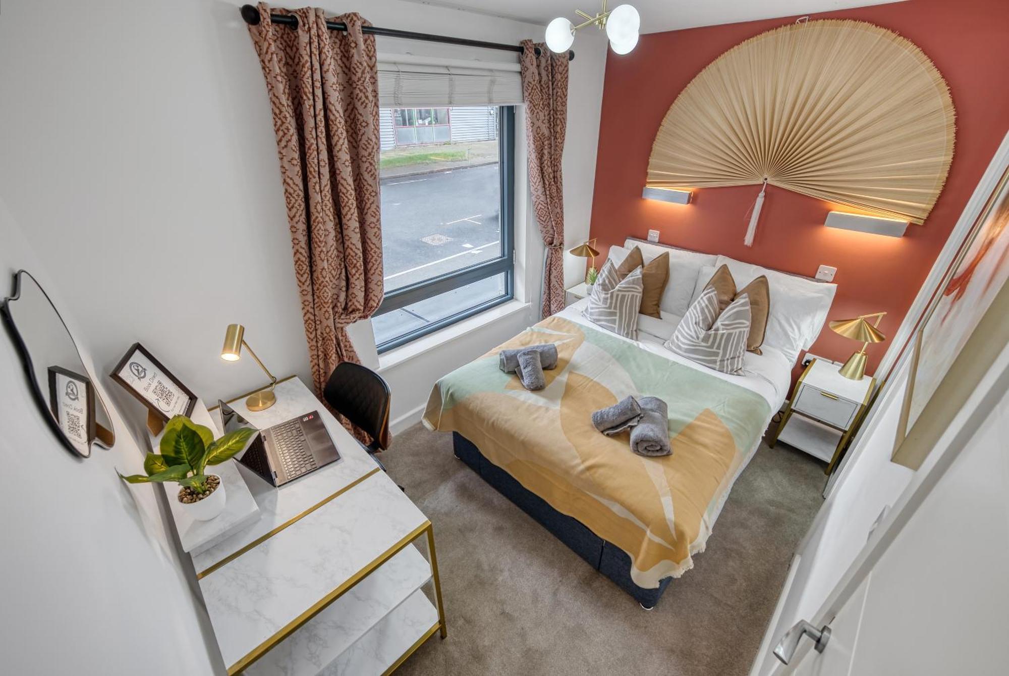 1 Bed Ocean Village Luxury Apartment, Stylish Cosy Location Southampton, Sleeps 4 - Easter Offer! - By Blue Puffin