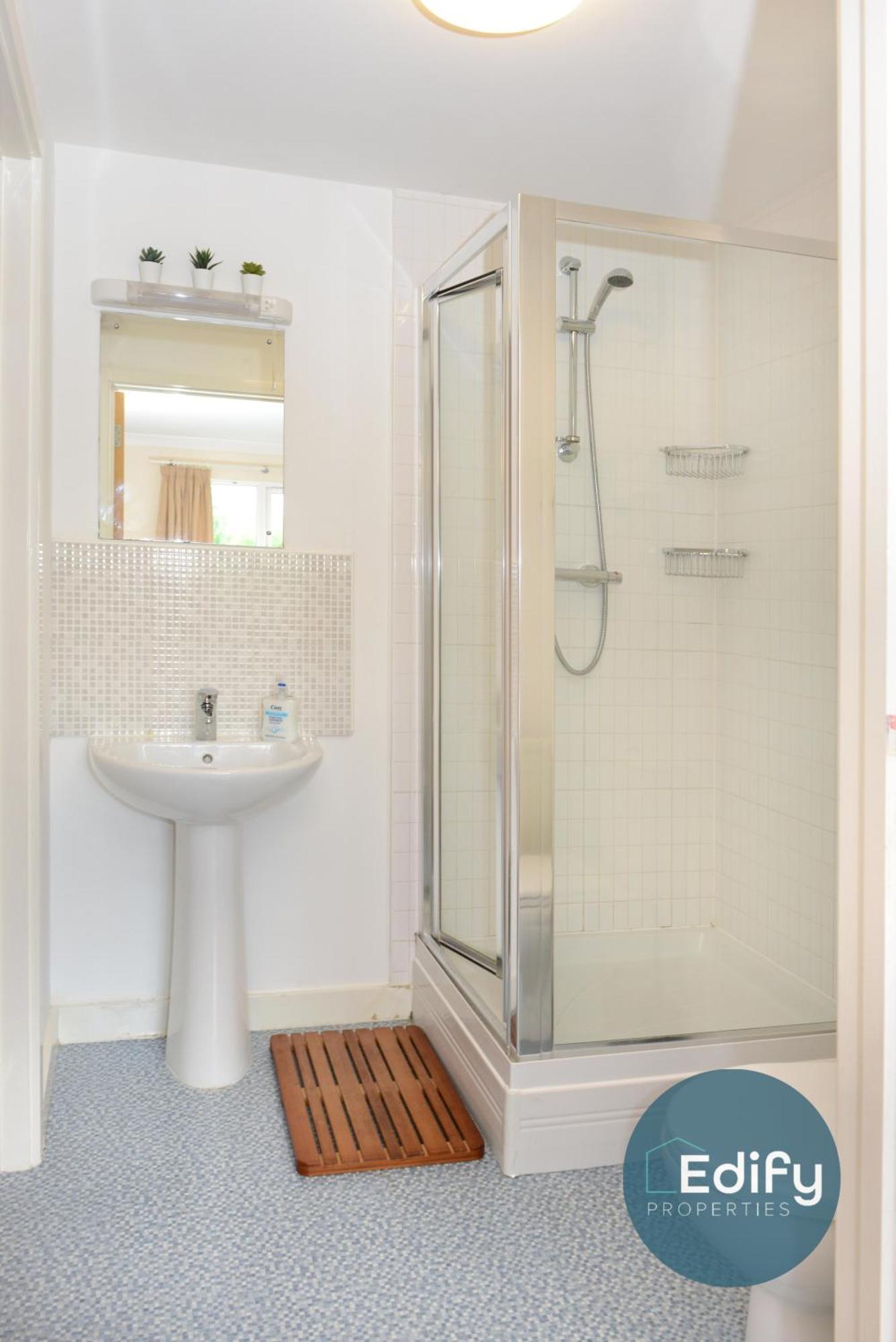 Centre Townhouse, Sleeps 8, Free Parking * Southampton