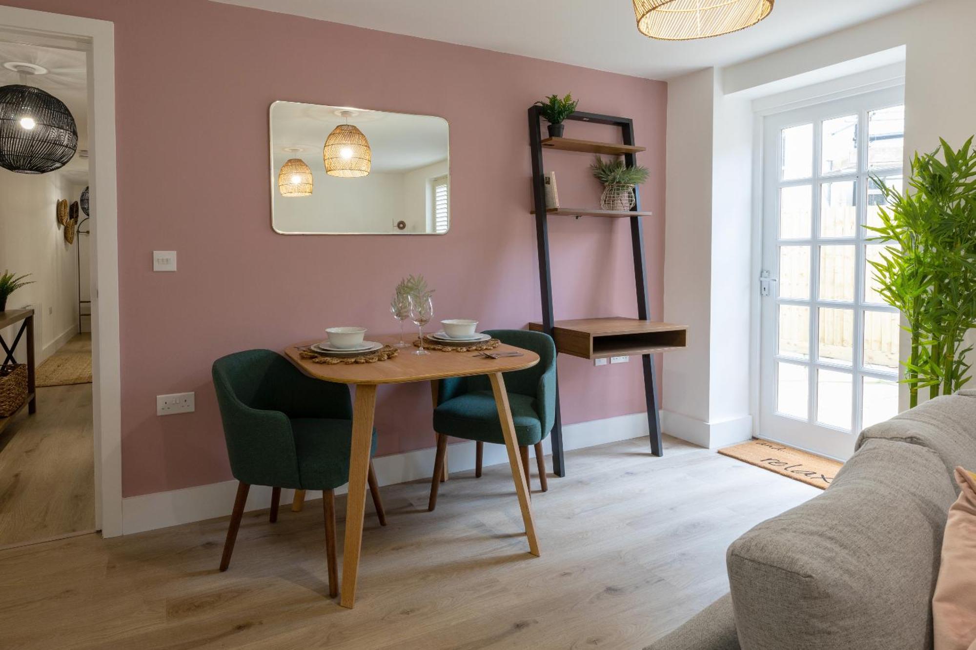 Apartment Regency Court- Free Evening Parking