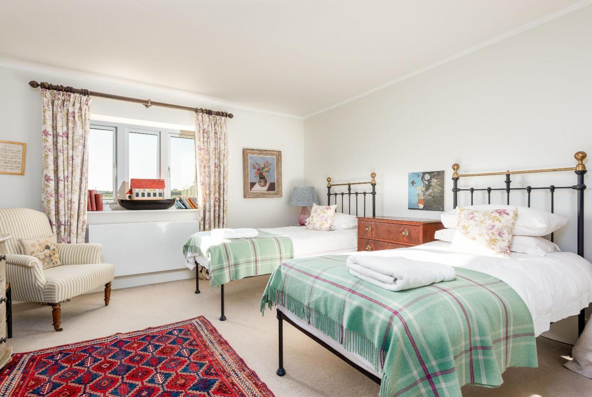 Gins Barn Holiday home *