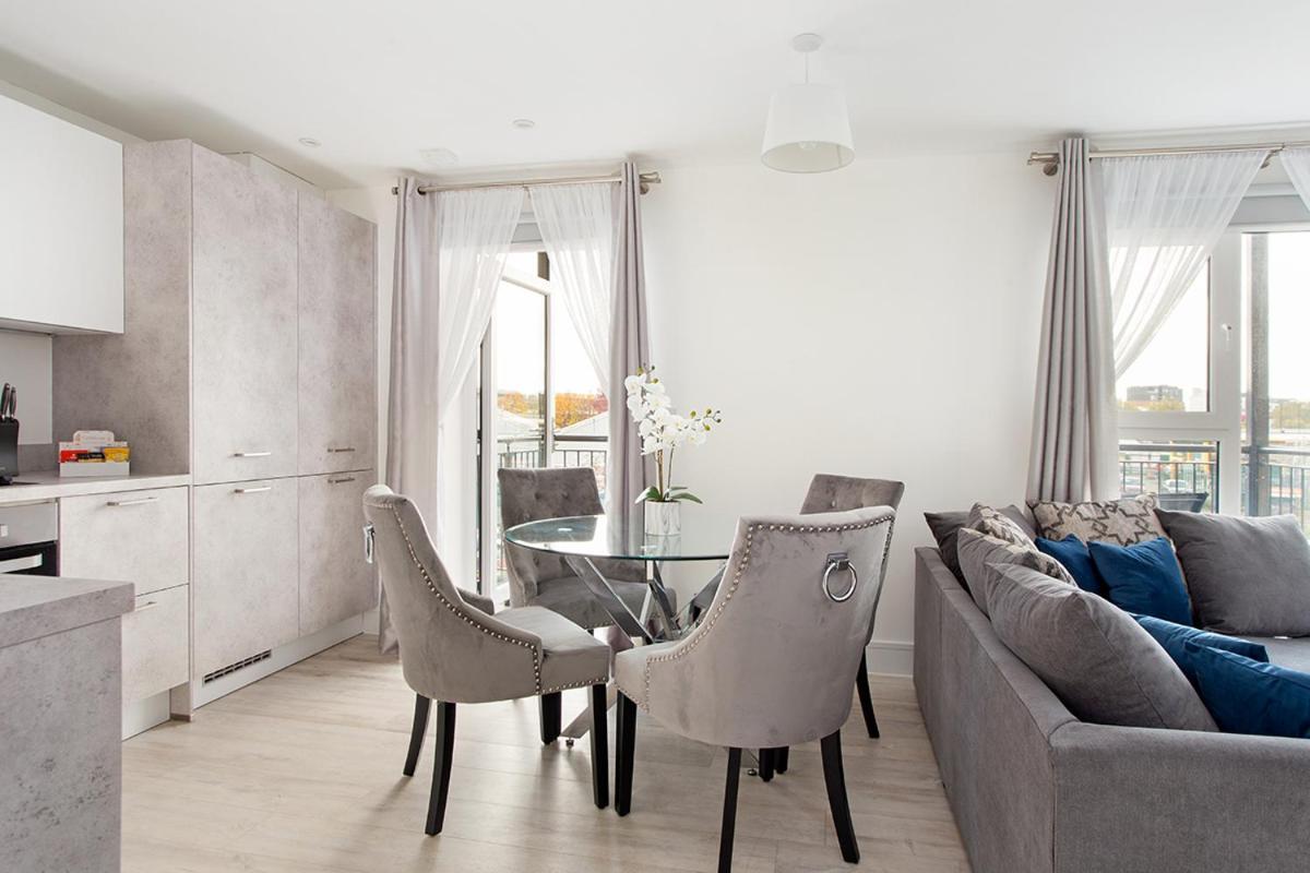 Deanery Court Vittrum Apartment *
