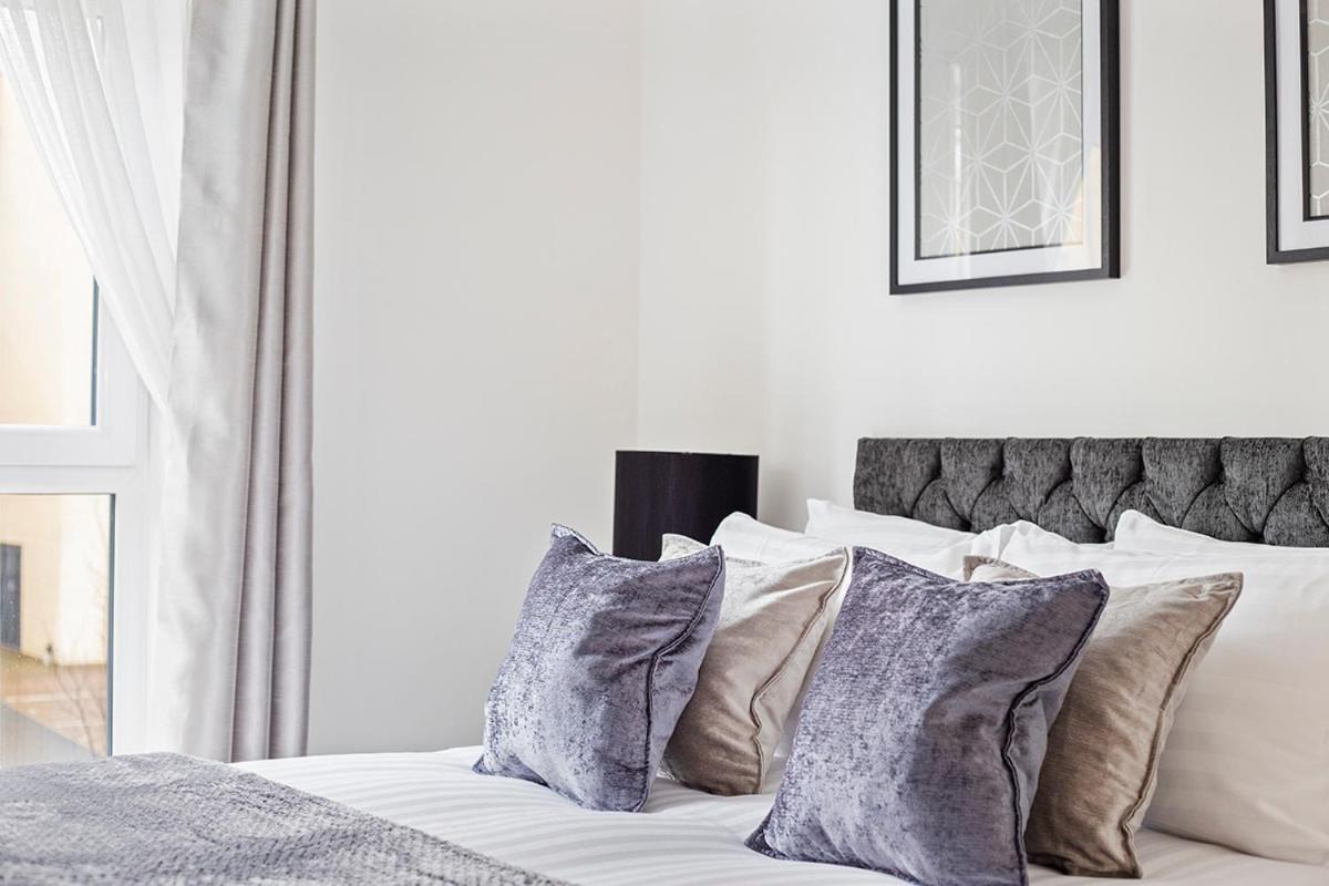 Deanery Court Vittrum Apartment *