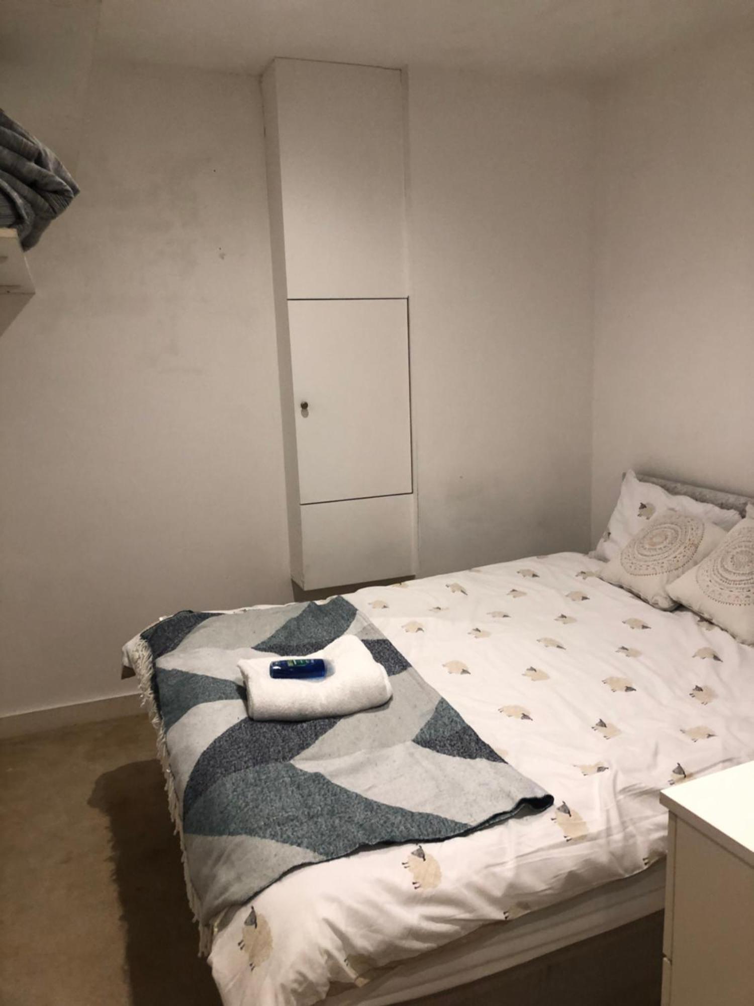 Captivating 1-bed In Apartment