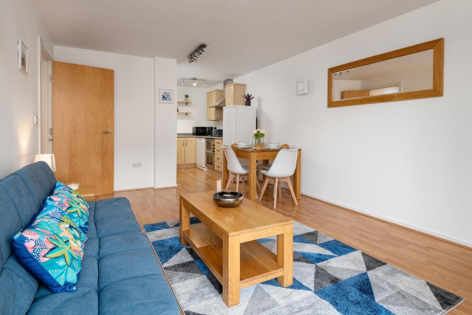 Apartment The Ocean Village, Southampton