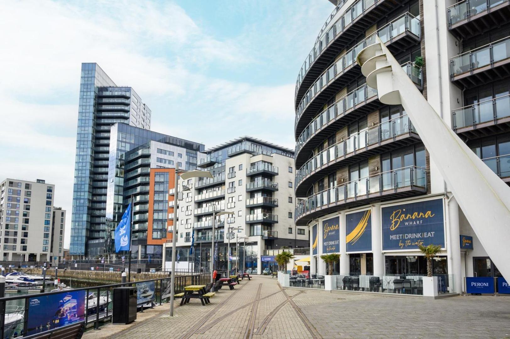 The Ocean Village, * Southampton