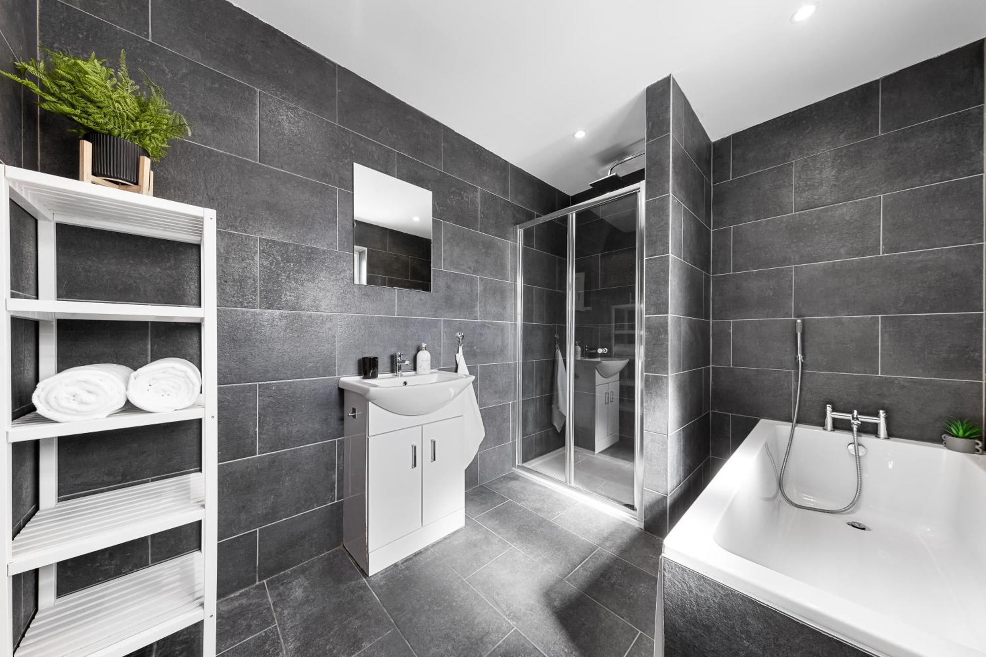 20 Percent Off-sleeps 11-central-games-free Parking * Southampton