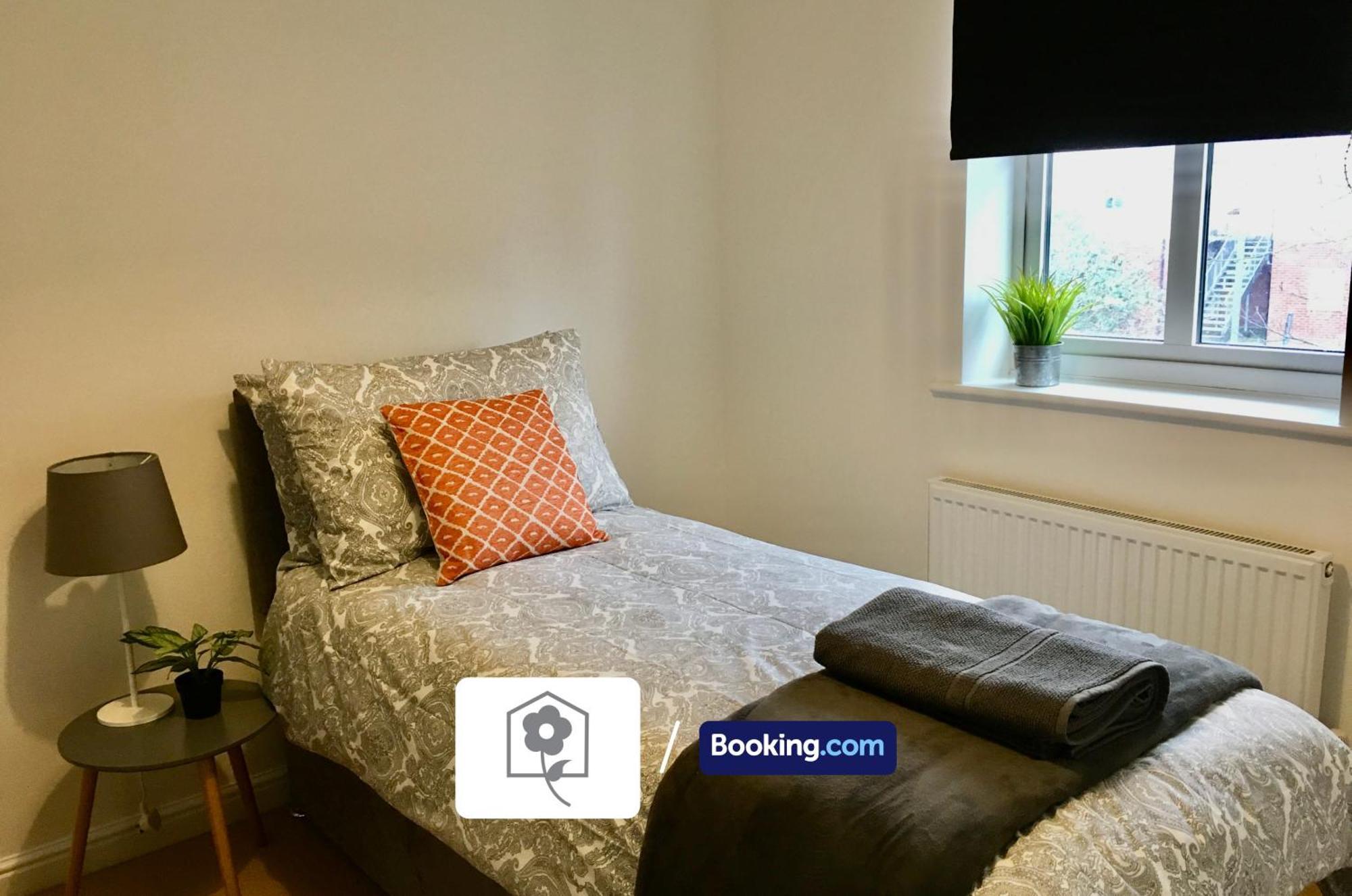 Holiday home Eastleigh House: Your Solutions Near Airport *