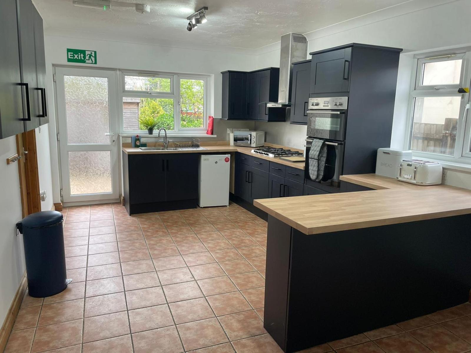 The Anglesea - 8 Bedroom With Parking Apartment Southampton