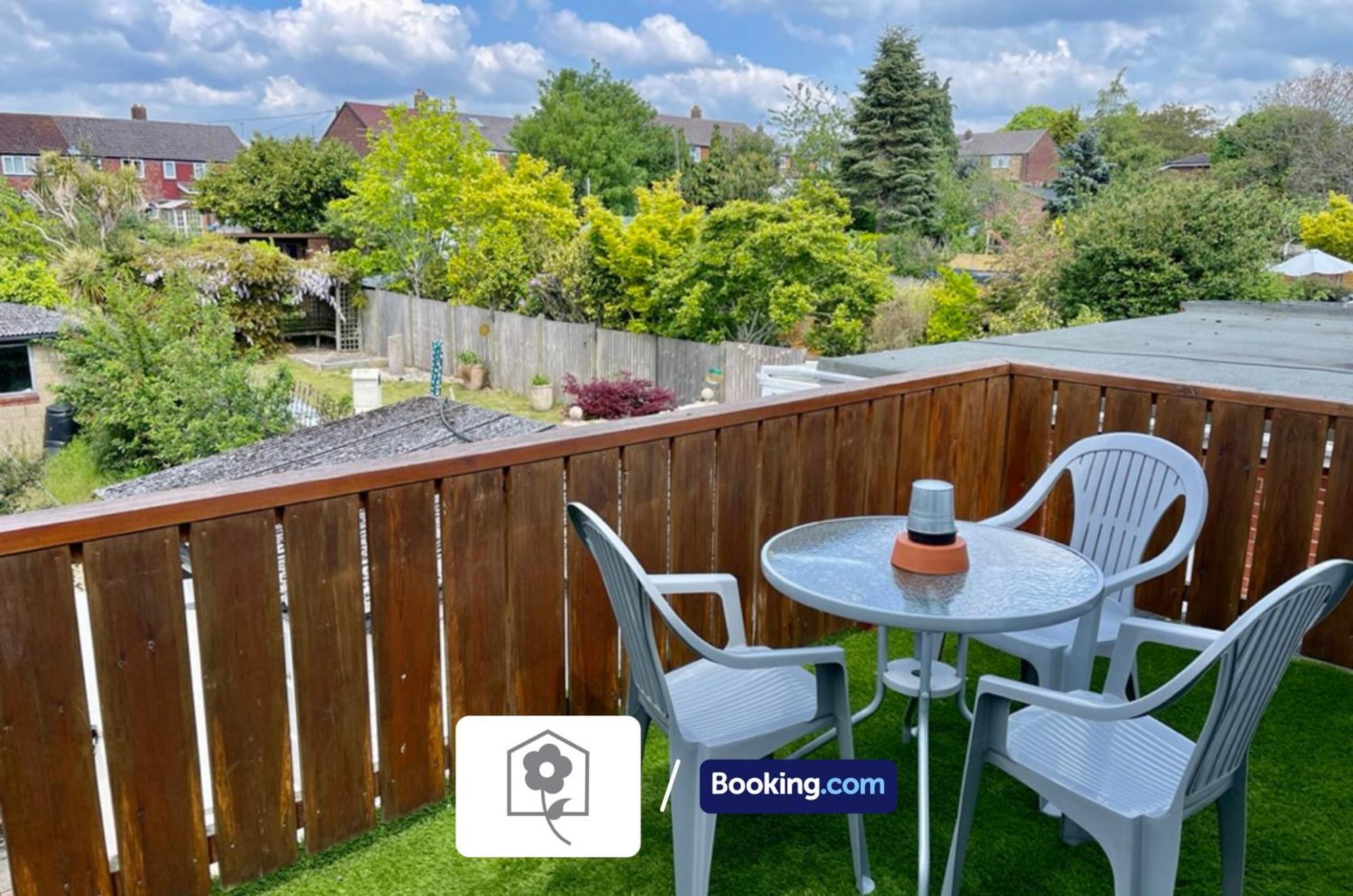 Apartment Netley Village Apartment: Serviced With Free Wi-fi In Southampton