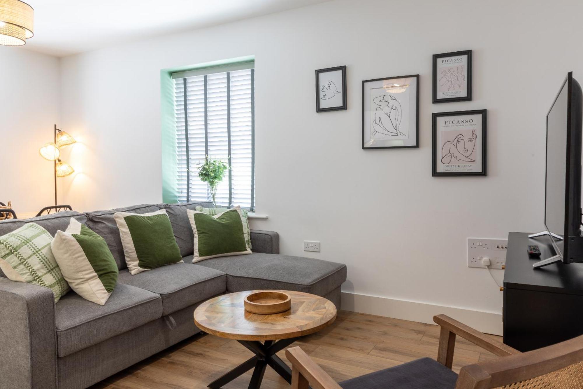 Gorgeous Two Bedroom With Free Evening Parking * Southampton