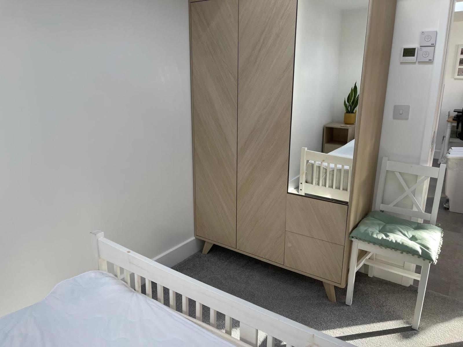 Bee-hive Corner Apartment Southampton