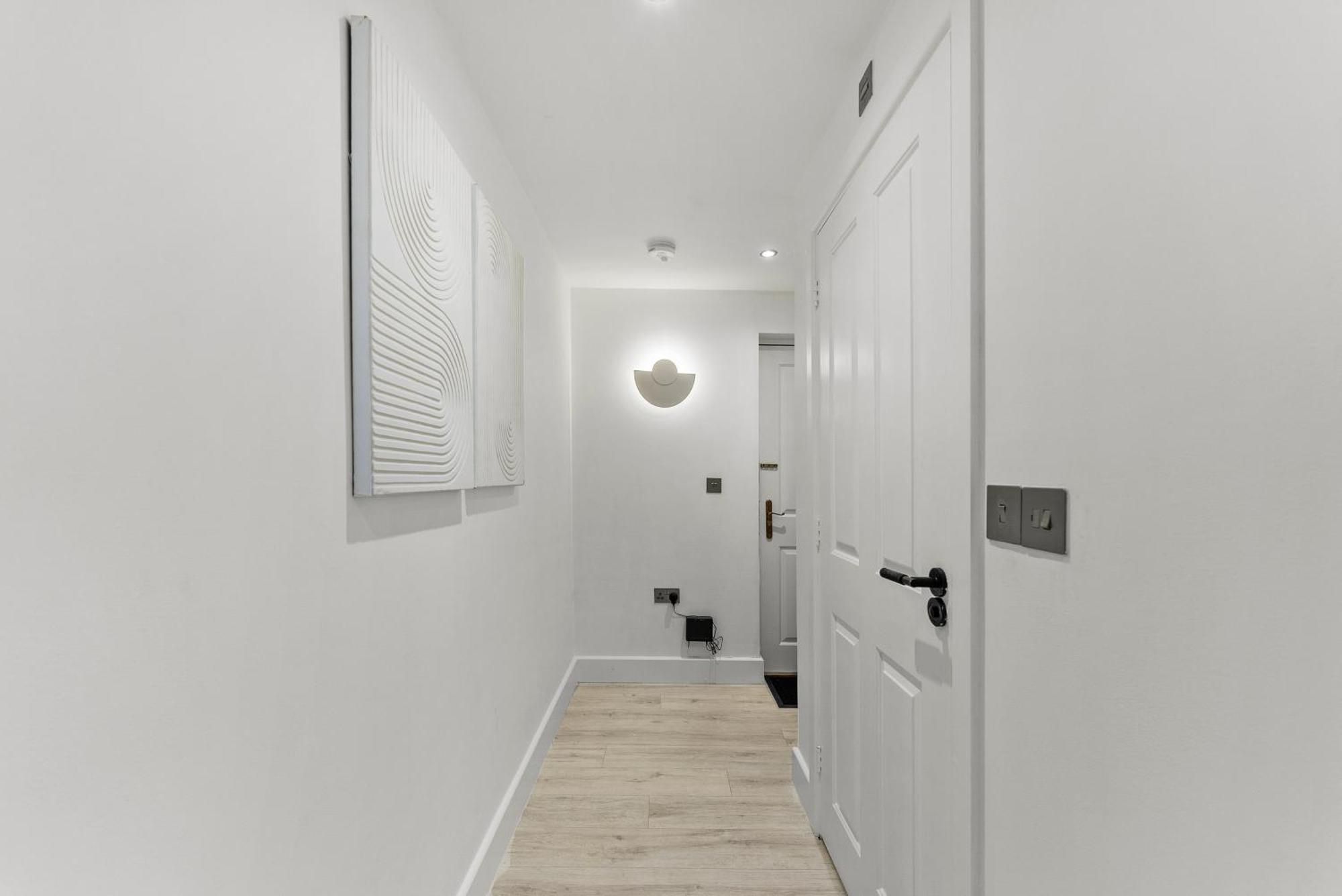 Stylish 2-Bedroom Retreat In Southampton * Southampton