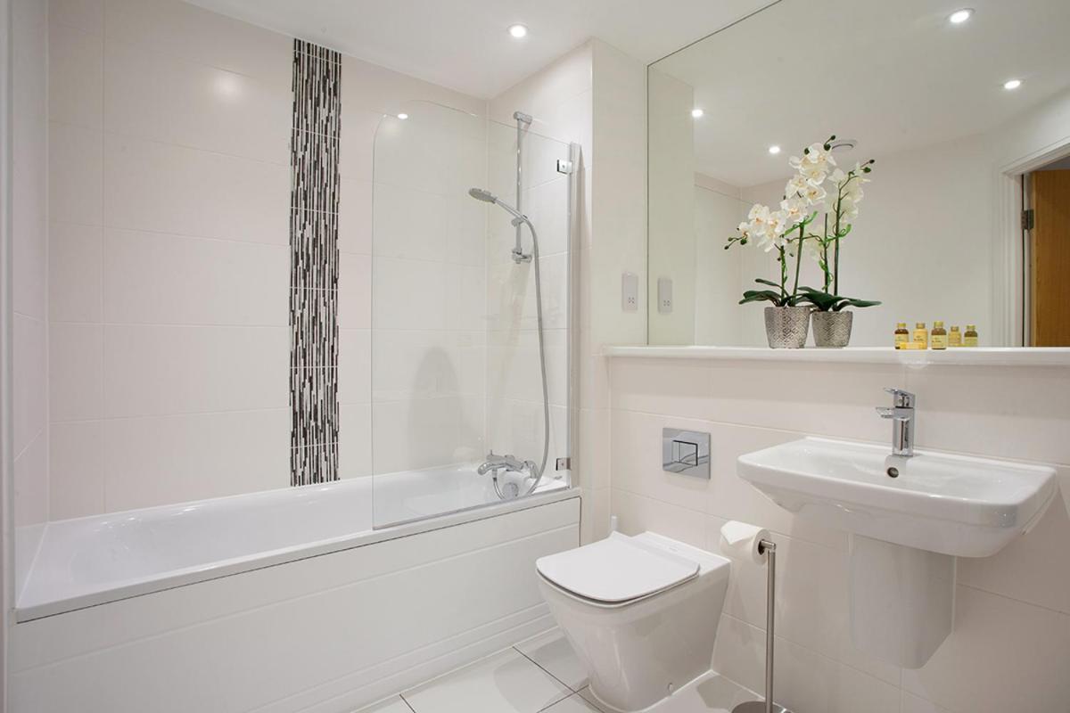 Deanery Court Vittrum *