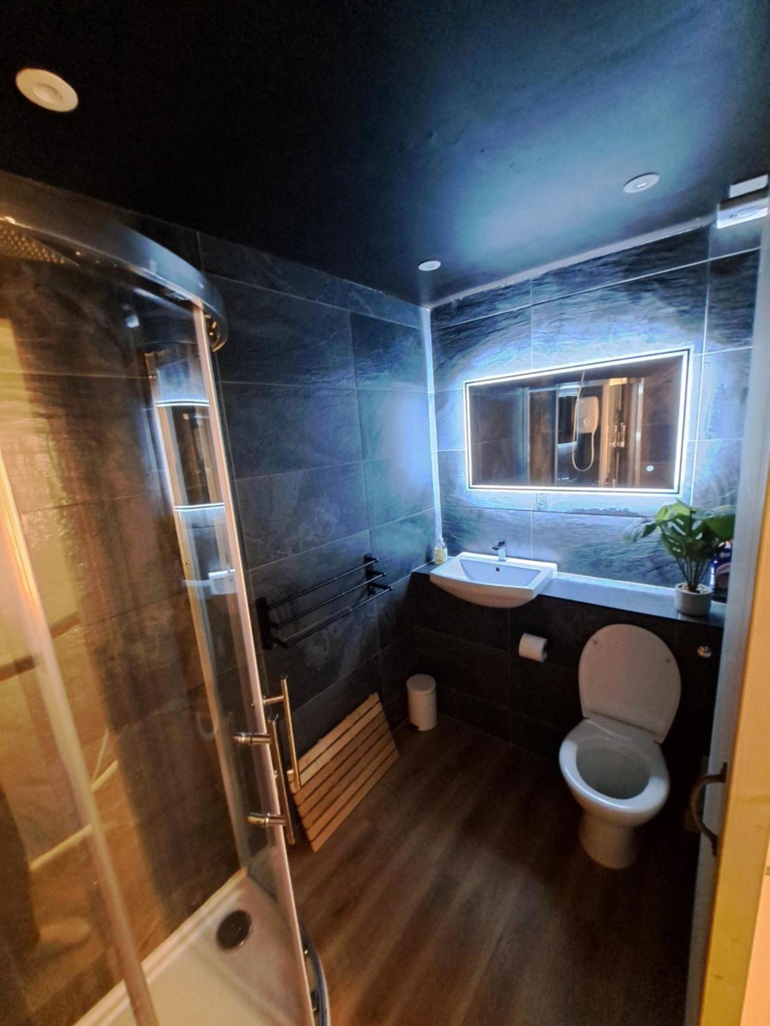 Luxury Modern 1 Bedroom House Southampton