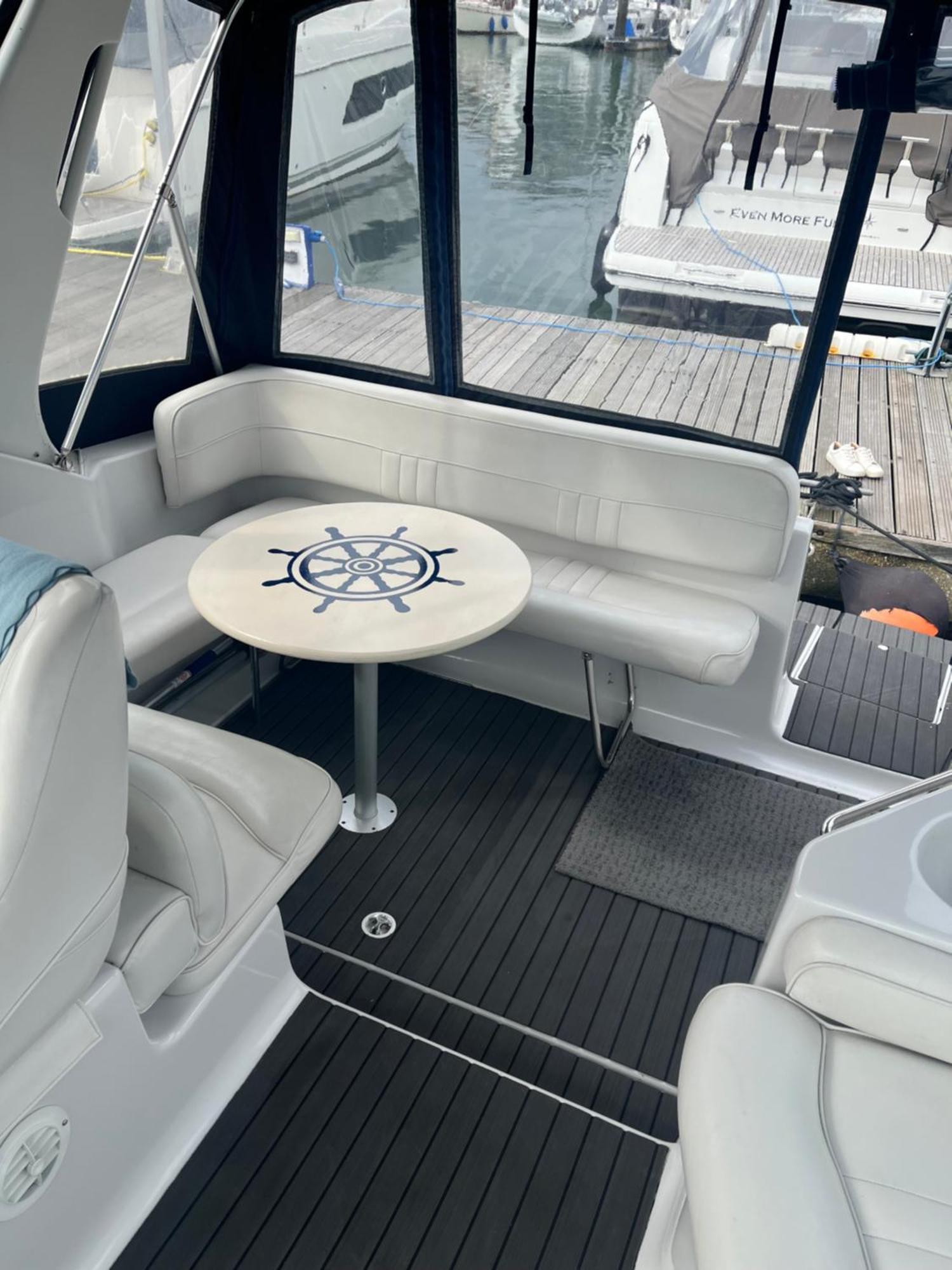 Botel Delightful Boat In 5-star Marina - Ocean Village Southampton