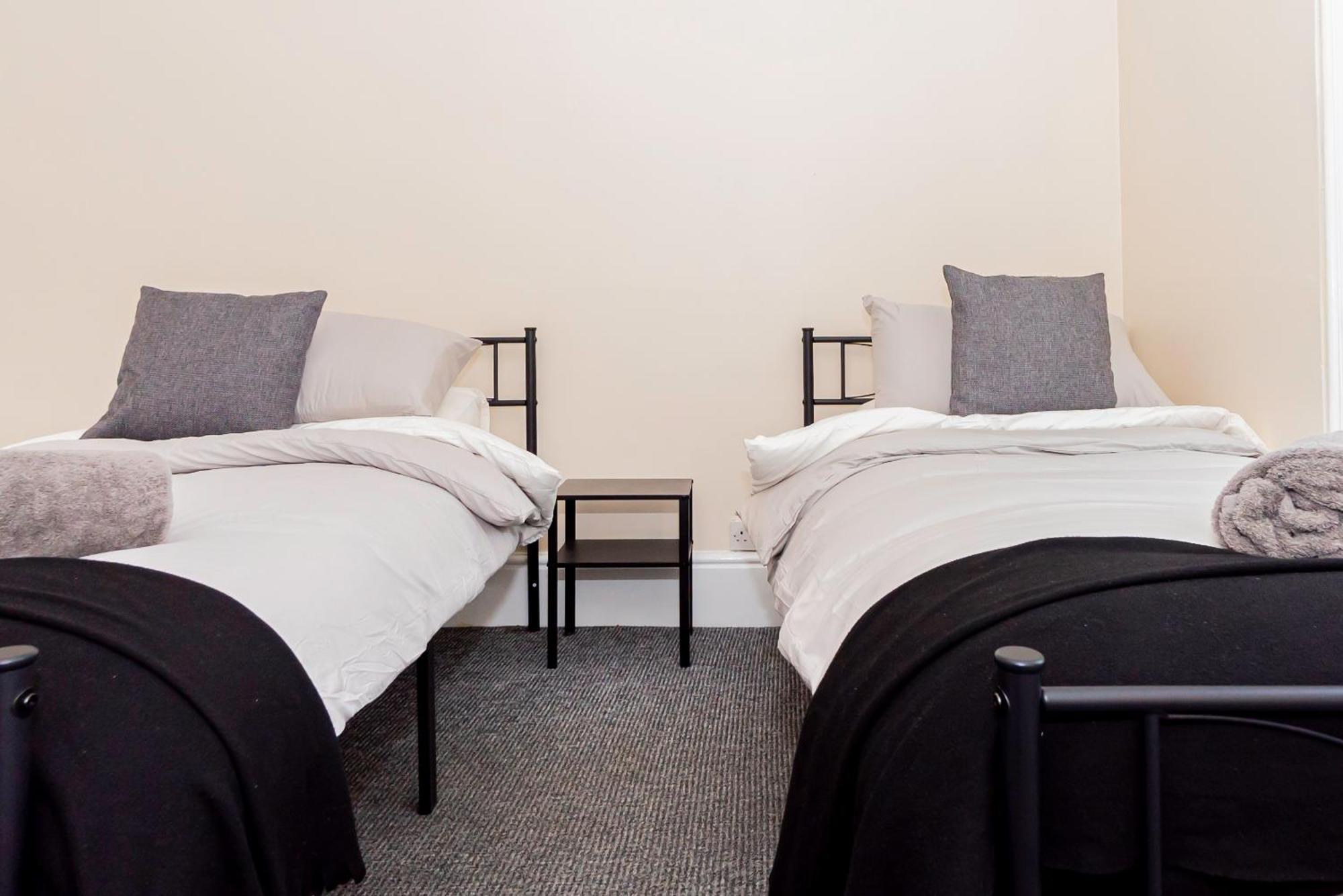 Casa de hóspedes Shirley House 5, Guest House, Self Catering, Self Check In With Smart Locks, Use Of Fully Equipped Kitchen, Close To Centre, Ideal For Longer And Fawley Contractors Southampton