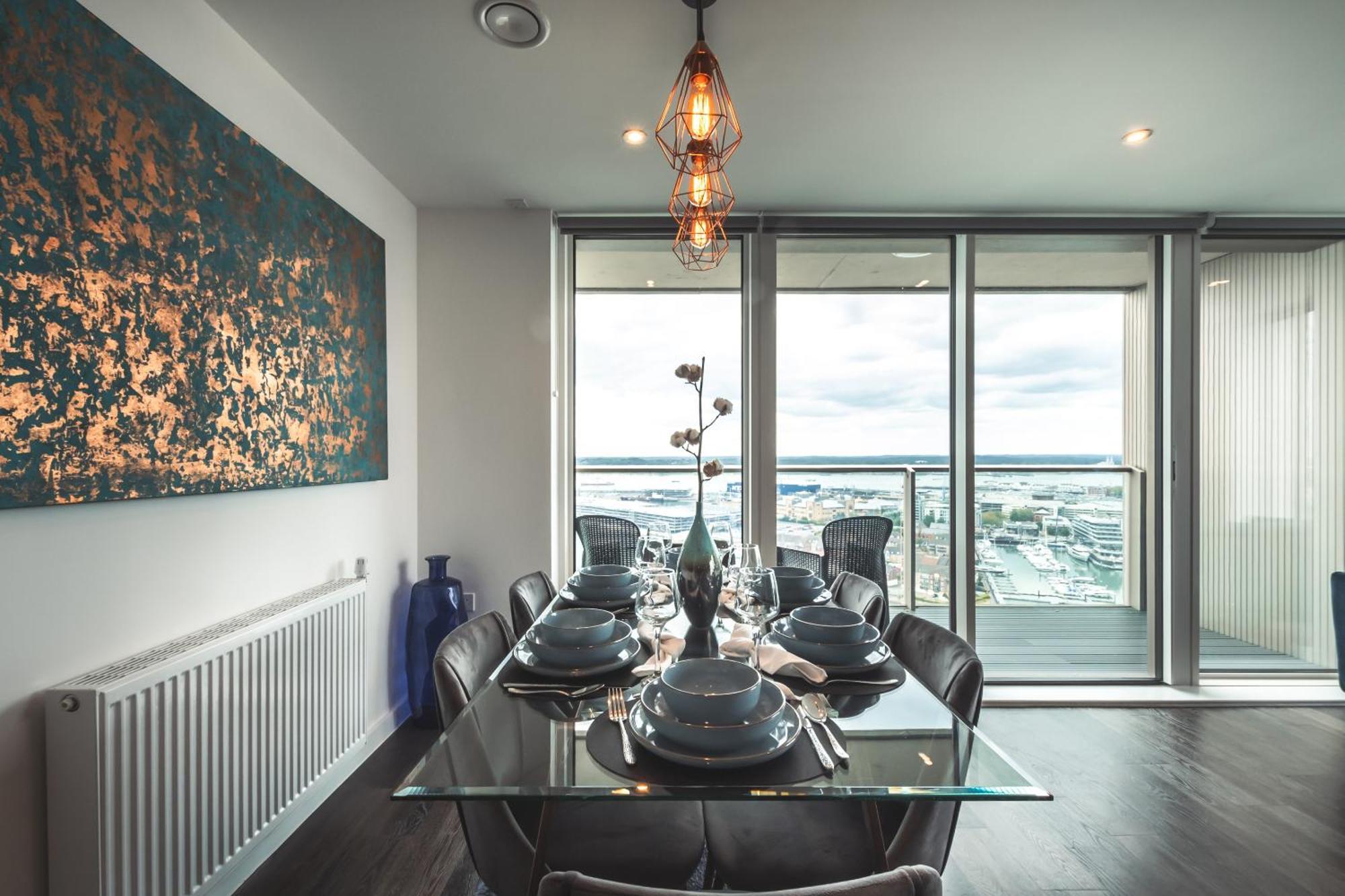 The Itchen River Penthouse Apartment