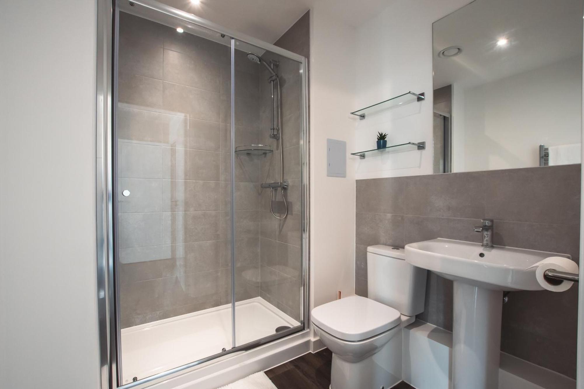 The Itchen River Penthouse Apartment