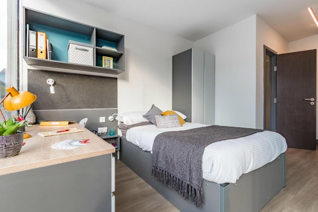For Students Only Capital House In Southampton Southampton