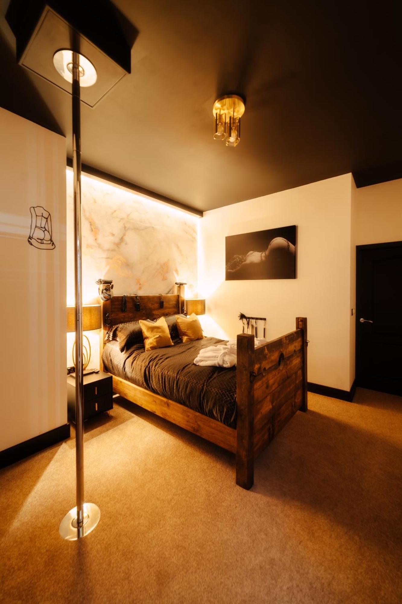 Casa Amor - Adult Only Pole Suite Southampton