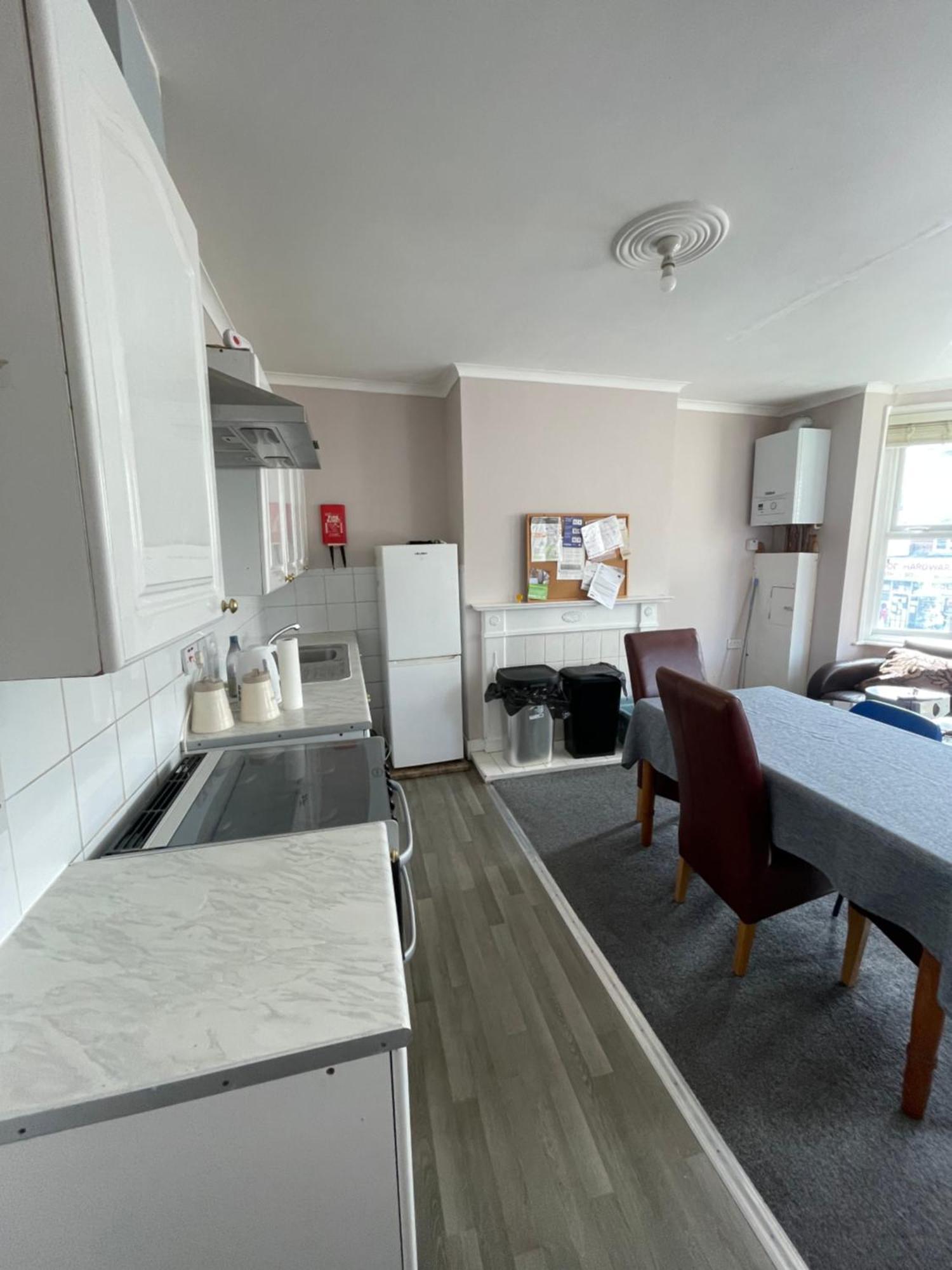 2 Double Bedroom, Portswood, Southampton