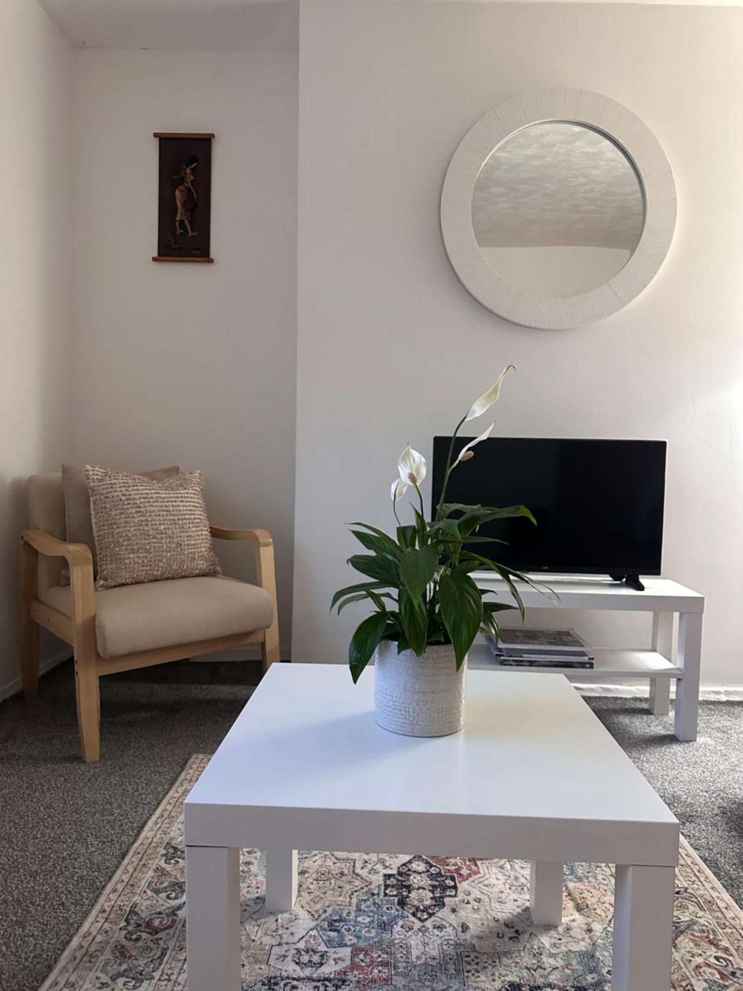 Ocean Village Marina 2 Bedroom With Balcony! *