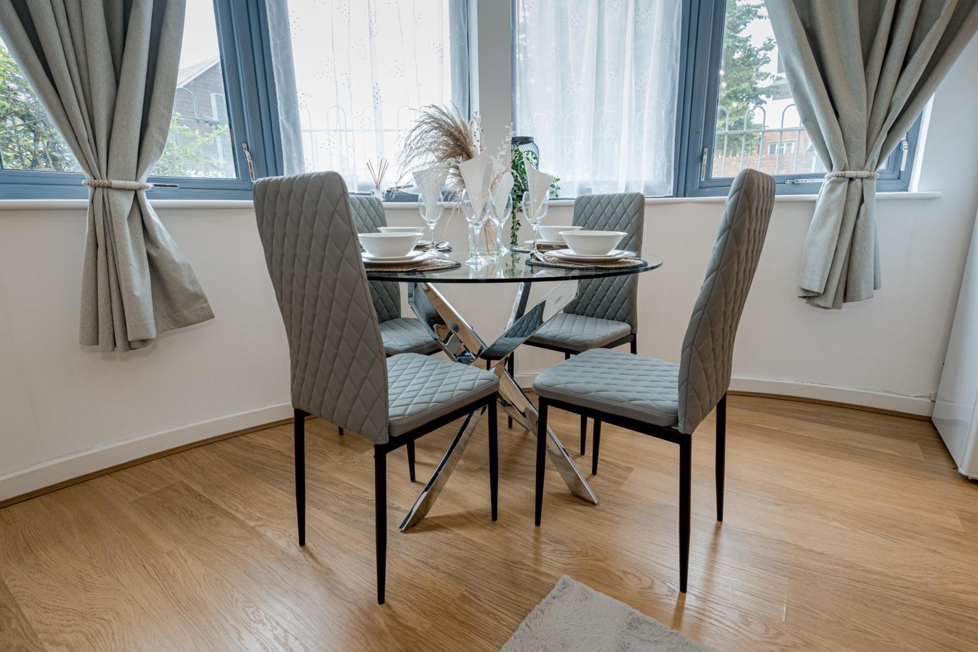 Cosy 1bed Flat In The Centre Of *