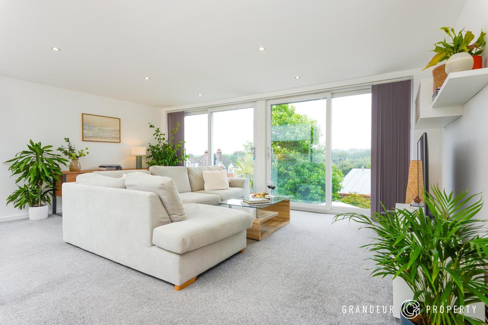 Belmont Retreat By Grandeur * Southampton