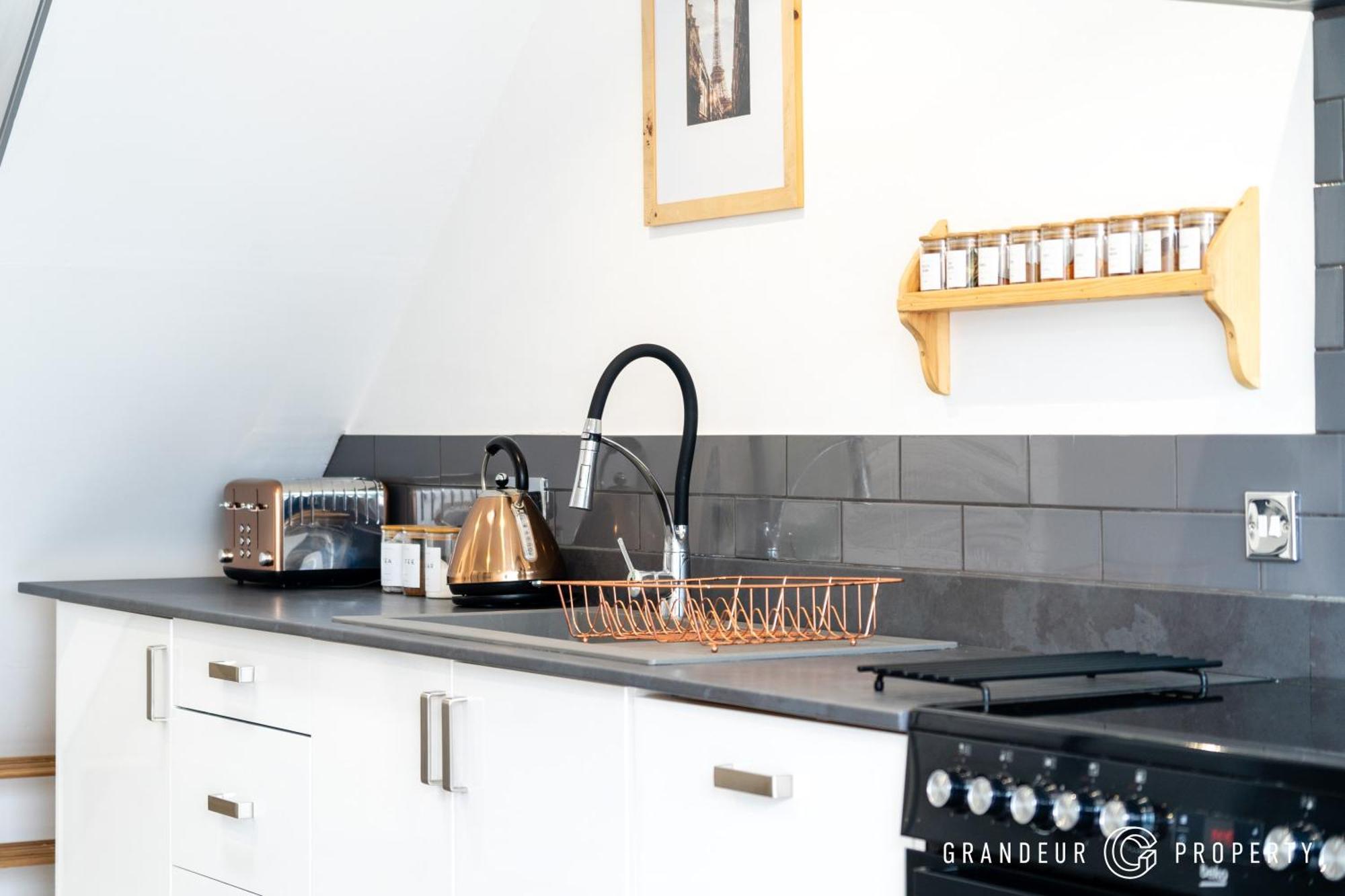 Belmont Retreat By Grandeur Holiday home